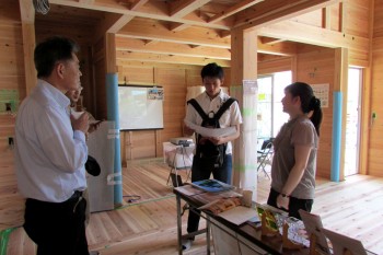 建築学科の学生さんも来られました!