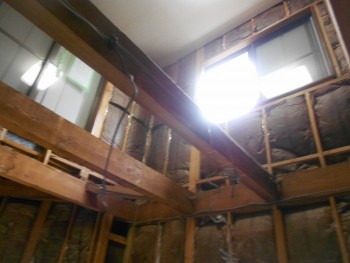 奈良広陵　無垢と漆喰の耐震リフォーム　解体　構造体現し01