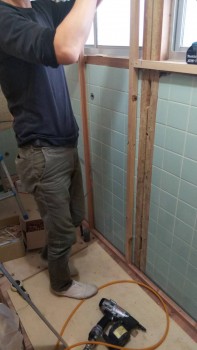 八尾弓削　自然素材リフォーム　トイレ改修床・壁05