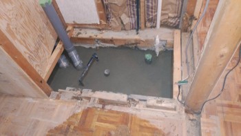 大阪 交野　自然素材健康住宅の耐震リフォーム　浴室土間コンクリート02